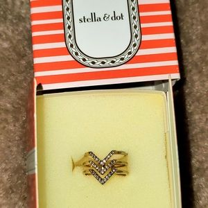 Stella and Dot Chevron Ring